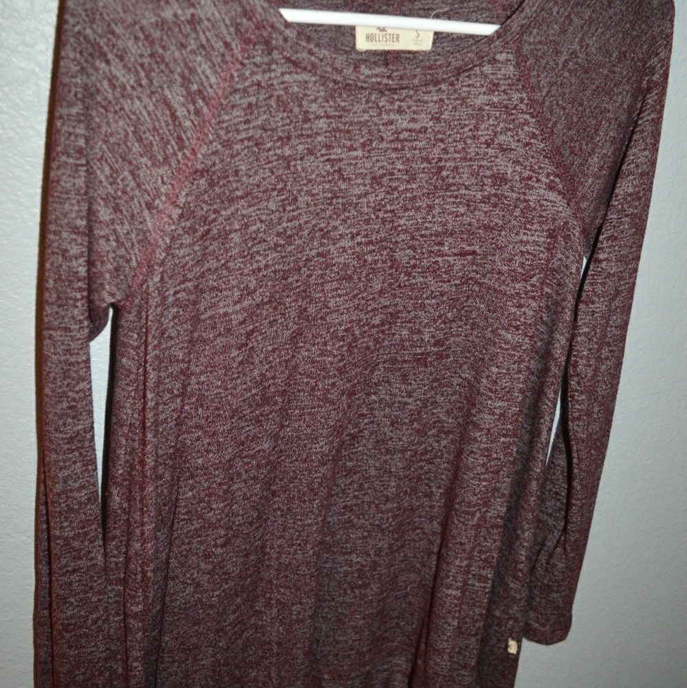 Hollister sweater